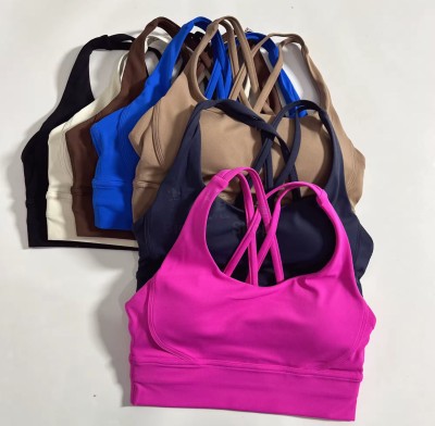 Топ спортивный StrongHold - купить в Джилихуре